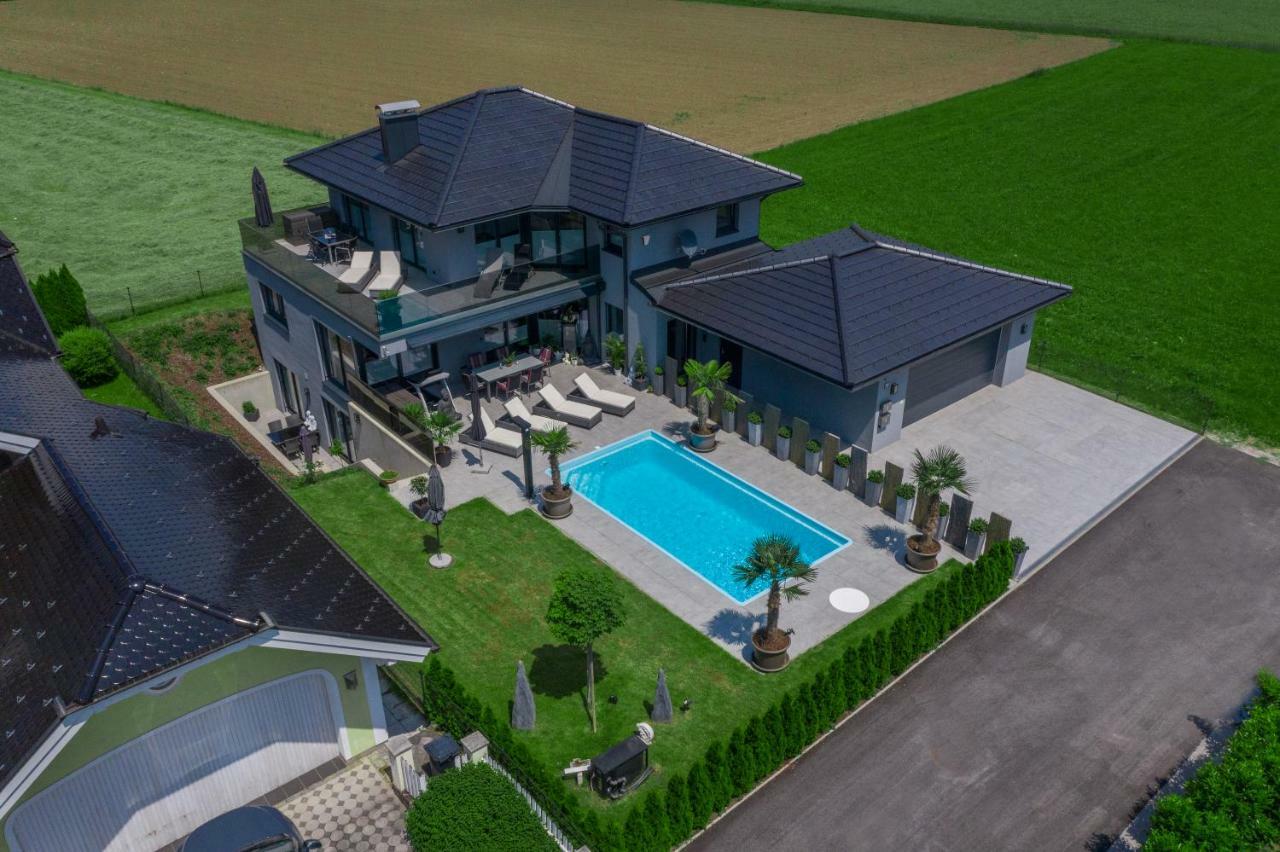 Luxurioese Penthaus Wohnung 아니프 외부 사진